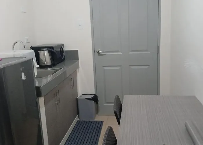 Appartamento Rr's Condostay Commonwealth Quezon Manila